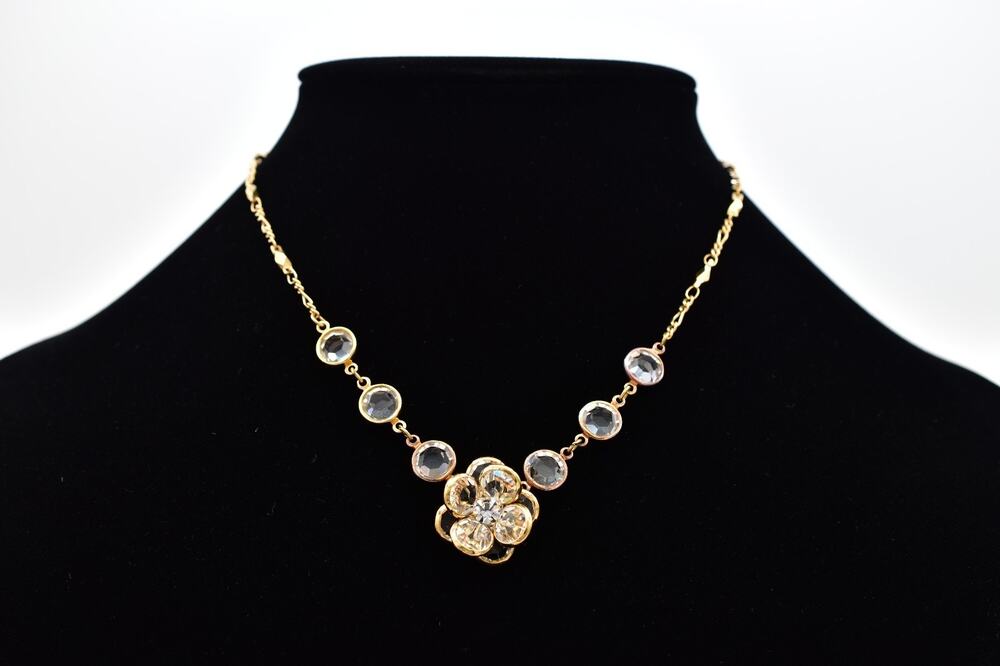 Vintage Clear Open Bezel Crystal Flower Necklace Collar Gold Rhinestone 1980s 9J